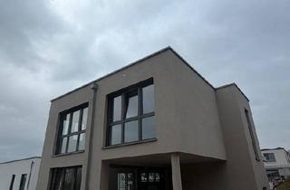 Haus kaufen in 77933 Lahr, Lahr (Schwarzwald) - Moderner Neubau mit Smart-Home-Technologie in Toplage von Lahr