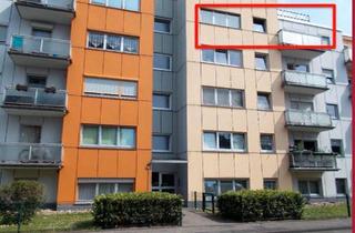 Wohnung kaufen in 50765 Köln, Köln - Charmante & kernsanierte 2-Zimmer-Wohnung mit Balkon, Stellplatz