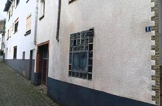 Haus kaufen in 56859 Bullay, Bullay - Ehemaliges. Winzerhaus mit 3 Appartement