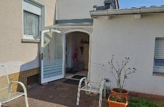 Mehrfamilienhaus kaufen in 65428 Rüsselsheim, Rüsselsheim am Main - Provisionsfrei Großzügiges Mehrfamilienhaus für Kapitalanleger.