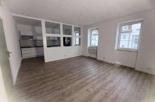 Wohnung mieten in Merseburger Landstraße 32, 06246 Bad Lauchstädt, Frisch sanierte 2-Raum-Wohnung mit Einbauküche, Bad mit Wanne, & Carport-Stellplatz