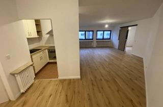 Wohnung mieten in 50968 Köln, Sanierte 2Z Wohnung mit Parkplatz in Köln-Raderthal