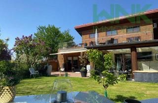 Einfamilienhaus kaufen in Oxstedter Straße 178, 27476 Cuxhaven, Zwei Wohneinheiten, 70 m² Dachterrasse und 5.607 m² Grundstück bei Cuxhaven