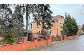 Haus kaufen in 04575 Neukieritzsch, Neukieritzsch - Großes Grundstück (936qm) stark sanierungsbedürftiges Haus.