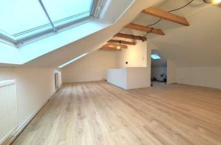 Wohnung kaufen in 24941 Weiche, Sanierung bald fertig - Schöne & moderne Maisonettewohnung in Weiche