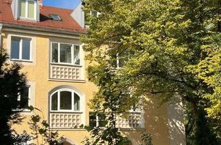 Wohnung kaufen in Alte Heide, 80805 Schwabing-Freimann, Schwabing - Alte Heide - grosszügige Dachgeschosswohnung in hübscher Anlage