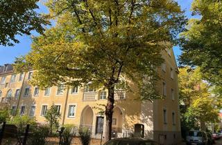 Wohnung kaufen in Alte Heide, 80805 Schwabing-Freimann, Schwabing - Alte Heide - grosszügige Dachgeschosswohnung in hübscher Anlage