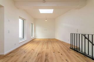 Wohnung kaufen in 50674 Altstadt-Süd, NEUBAUSBAU IM BUNGALOW-STIL MIT ZWEI GROßEN TERRASSEN IM RUHIGEN INNENHOF +PROVISIONSFREI+