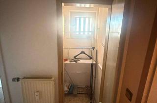 Wohnung kaufen in Rohrstraße, 75175 Oststadt, Gepflegte 2-Zimmer-Wohnung im 2. OG in Pforzheim-Oststadt