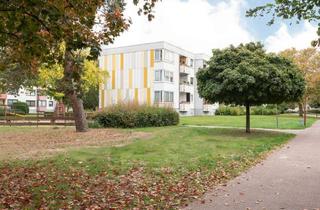 Wohnung kaufen in Königsberger Straße 43, 30916 Isernhagen, Altwarmbüchen-Zentrum: Gepflegte 3-Zimmer-Eigentumswohnung mit Loggia in grüner Umgebung.