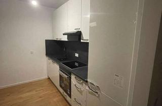 Wohnung mieten in Rathausgasse, 12529 Schönefeld, Neuwertige 2‑Zimmer Wohnung im 4. OG mit Balkon in Schönefeld