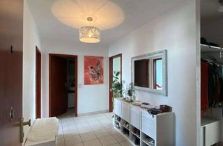 Wohnung mieten in 65760 Eschborn, Eschborn: Helle 3-Zimmer-Wohnung mit Einbauküche, 2 Balkonen und Außenstellplatz