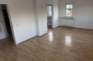 Wohnung mieten in Güttersbacherweg, 64743 Beerfelden, Geräumige 5-Zimmer-Wohnung mit Balkon und Garage in Beerfelden