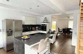 Wohnung mieten in Im Kehrwäldchen 24, 66640 Namborn, Moderne 4-ZKB-Wohnung mit Sauna, Balkon und Einbauküche