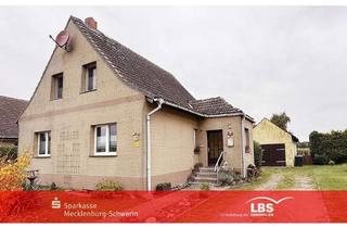 Haus kaufen in 19386 Karbow, Gemütliches Wohnhaus mit schönem Garten