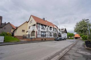 Einfamilienhaus kaufen in 34474 Diemelstadt, NEUER PREIS: Charmantes EFH mit 239 m², Garten & 2 Garagen – ideal für Großfamilien!