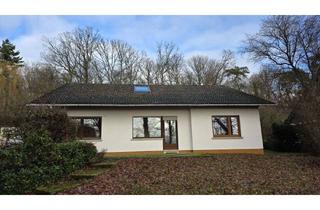Haus kaufen in 55606 Oberhausen, Freistehendes Haus im Bungalow-Stil m. herrlicher Fernsicht und angrenzendem Waldgrundstück zu verk.