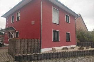 Villa kaufen in 99100 Döllstädt, Moderne Stadtvilla mit zwei vermieteten Wohneinheiten – Attraktive Kapitalanlage in Döllstädt