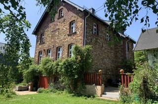 Haus mieten in 57642 Alpenrod, Wohnen im kleinen Paradies: historische Schule mit viel Platz und Garten