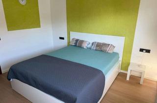 Immobilie mieten in Sindelfinger Str., 71032 Böblingen, grosse 2-Zimmerwohnung mit TV, Küche, Dusche/Wc, Waschmaschine, Doppelbett, Schlafcouch