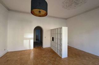 Wohnung mieten in 50670 Altstadt-Nord, Schicke 1 Zimmer Altbau-Wohnung Altstadt & Neustadt-Nord