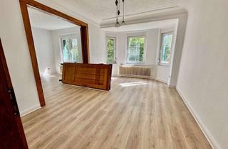 Wohnung mieten in Reckenstr. 27, 58511 Lüdenscheid, Zentrale und gepflegte 3 - Zimmer Wohnung mit modernem Bad und Gartenanteil zu vermieten.