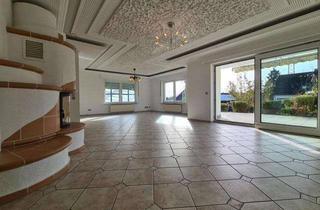 Haus kaufen in 66424 Homburg, Exklusives neuwertiges Wohnhaus in schöner Stadtrandlage