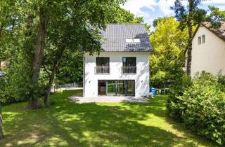 Einfamilienhaus kaufen in Rue Henri Guillaumet 21, 13405 Reinickendorf, Einziehen, Wohlfühlen & Glücklich sein. Einfamilienhaus mit 7 Zimmern und einem großem Garten. Frei