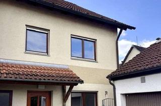 Haus mieten in 86167 Lechhausen, Erstbezug nach Sanierung: großes 6-Zimmer-Haus mit gehobener Innenausstattung zur Miete in Augsburg