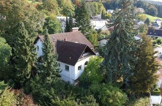 Haus kaufen in 64342 Seeheim, Seeheim - Großzügiges Ein-Zweifamilienhaus in Toplage von Seeheim - VON PRIVAT