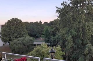 Wohnung kaufen in 38444 Wolfsburg, Wolfsburg - Helle, renovierte 3-Zi-Wohnung in ruhiger Lage, 2 Loggien