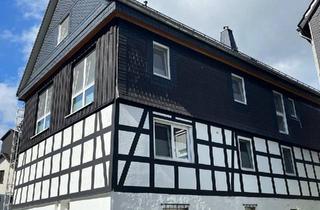 Doppelhaushälfte kaufen in 59964 Medebach, Medebach - Kernsanierung 2024 - Ihr einzugsbereites Zuhause in Medebach