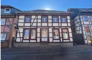 Haus kaufen in 38442 Wolfsburg, Wolfsburg - Wohnhaus mit 3 Wohnungen in der Altstadt Fallersleben