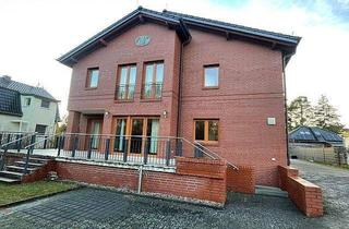 Doppelhaushälfte kaufen in Birkenwerderweg 45, 16515 Oranienburg, Oranienburg - Großzügige Doppelhaushälfte in exklusiver Vollausstattung