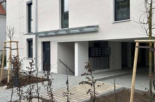 Penthouse mieten in Anton-Bruckner-Straße, 91052 Erlangen, Exklusives 1-Zimmer Penthouse mit Balkon in Erlangen-Süd