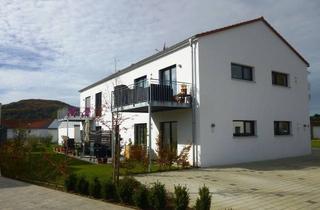 Wohnung mieten in Florian-Weber-Strasse, 92360 Mühlhausen, 2,5-Zimmer Erdgeschoss-Wohnung mit Terrasse und PKW-Stellplatz