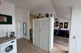 Lofts mieten in Gartenstraße 20a, 68775 Ketsch, Wunderschönes 2ZKB Dachgeschoß-Loft mit südseitiger Dachterrasse und hohen Decken in guter Lage