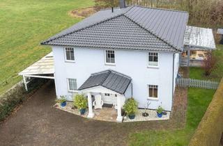 Haus kaufen in 22965 Todendorf, Stilvolles 2-Familienhaus in ruhiger Lage