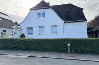 Einfamilienhaus kaufen in 24306 Plön, Einfamilienhaus mit 7,5 Zimmern in Plön