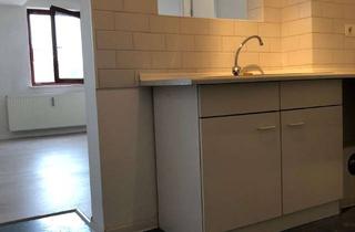 Wohnung mieten in 28215 Findorff-Bürgerweide, Charmante 2-Zimmer Dachgeschosswohnung in Findorff-Bürgerweide