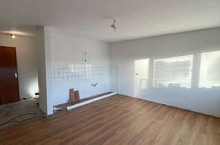 Wohnung mieten in Ahornstrasse, 71088 Holzgerlingen, Frisch modernisierte, sonnnige 1-Zimmer Wohnung mit Balkon und wunderbarer Aussicht in Holzgerlingen