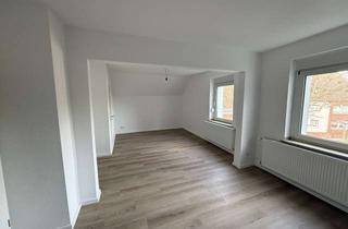 Wohnung mieten in 44799 Wiemelhausen, Dachgeschoss-Wohnung mit 3,5 Zimmern und Außenstellplatz in Bochum Wiemelhausen/Brenschede