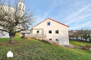 Haus kaufen in 95447 Saas, Viel Raum für Ihre Familie: ehemaliges Pfarrhaus in der Saas!