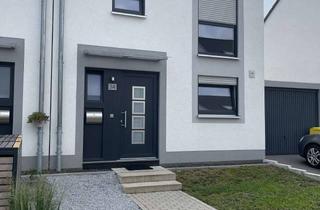 Haus mieten in Gebrüder-Laumanns Weg 34, 41379 Brüggen, Neuwertige Doppelhaushälfte in Brüggen mit Garage