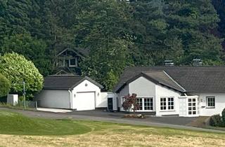 Haus mieten in 51766 Engelskirchen, Loftartige DHH Wärmepumpe Fußbodenheizung Kamin 2 Terrassen und Garten in ruhiger Lage