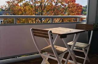 Immobilie mieten in Dechant-Heimbach-Straße 19, 53177 Bad Godesberg, Wohnung in Bonn mit Blick auf das Siebengebirge