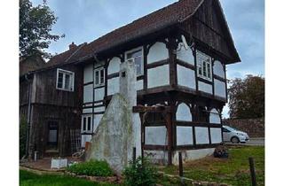 Haus kaufen in 31812 Bad Pyrmont, Bad Pyrmont - Fachwerkhaus mit Charme und Potential - zwei Wohneinheiten