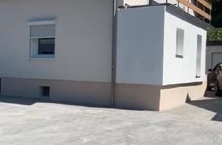 Einfamilienhaus kaufen in 66740 Saarlouis, Saarlouis - Einfamilienhaus mit zusätzlichem Baugrundstück,Stellplätze,Garage