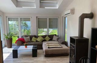 Wohnung mieten in 72189 Vöhringen, Lichtdurchflutete 4-Zimmerwohnung mit Terrasse in ruhiger Lage