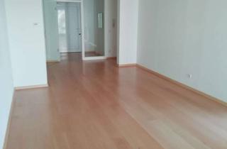 Wohnung mieten in Holzhofallee 12, 64295 Darmstadt, Geschmackvolle 3-Raum-Wohnung mit Balkon und EBK in Darmstadt